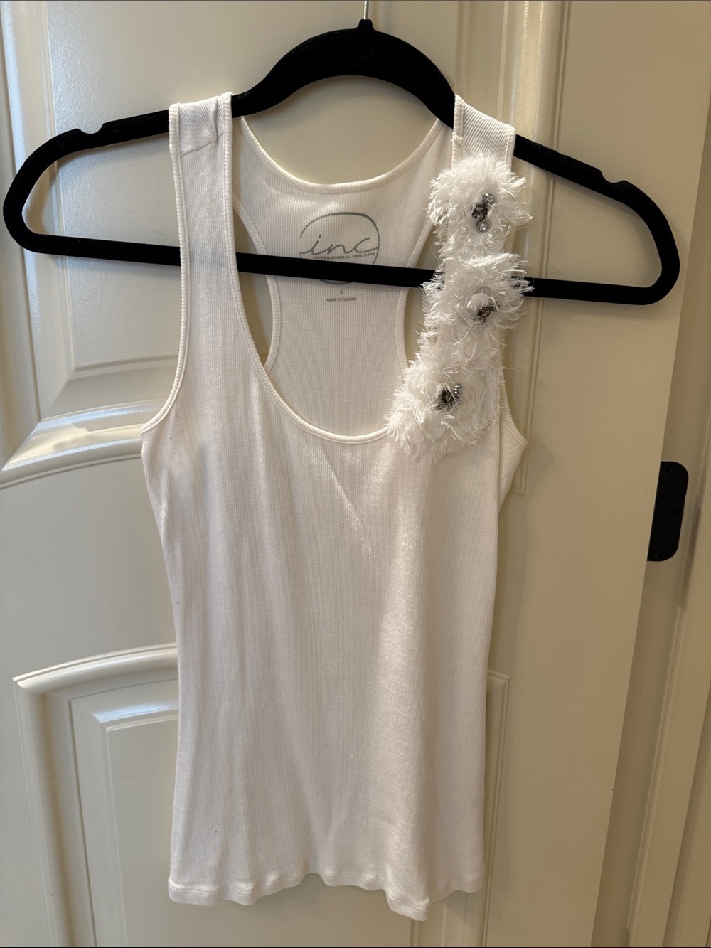 INC International Concepts White Feather-Embellished Tank